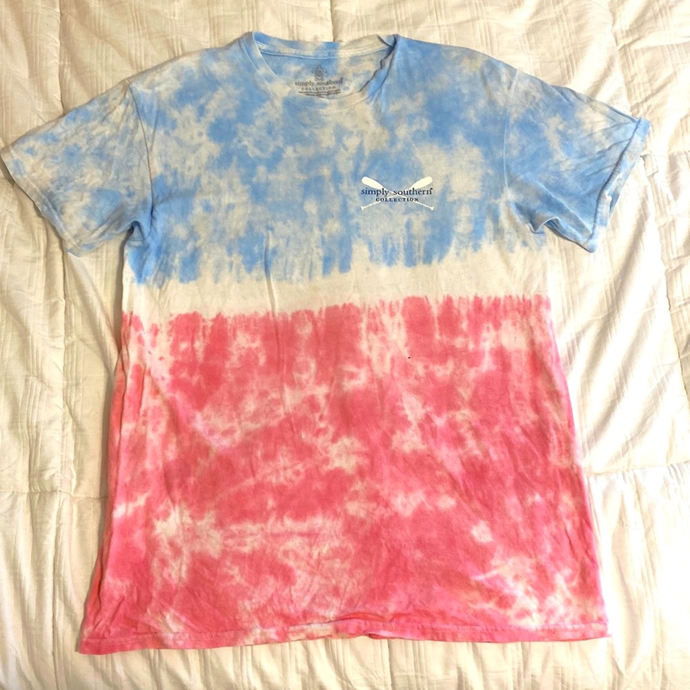 Simply Southern Collection shirt. Size Medium
